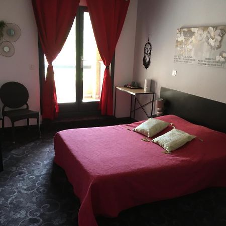 Residence Le Grand Virage Pont-de-Labeaume Екстер'єр фото
