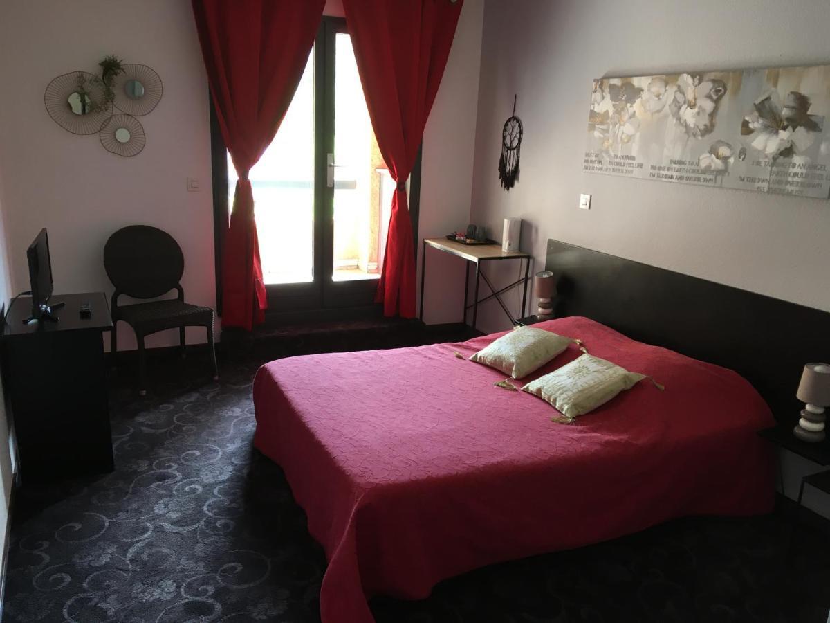 Residence Le Grand Virage Pont-de-Labeaume Екстер'єр фото